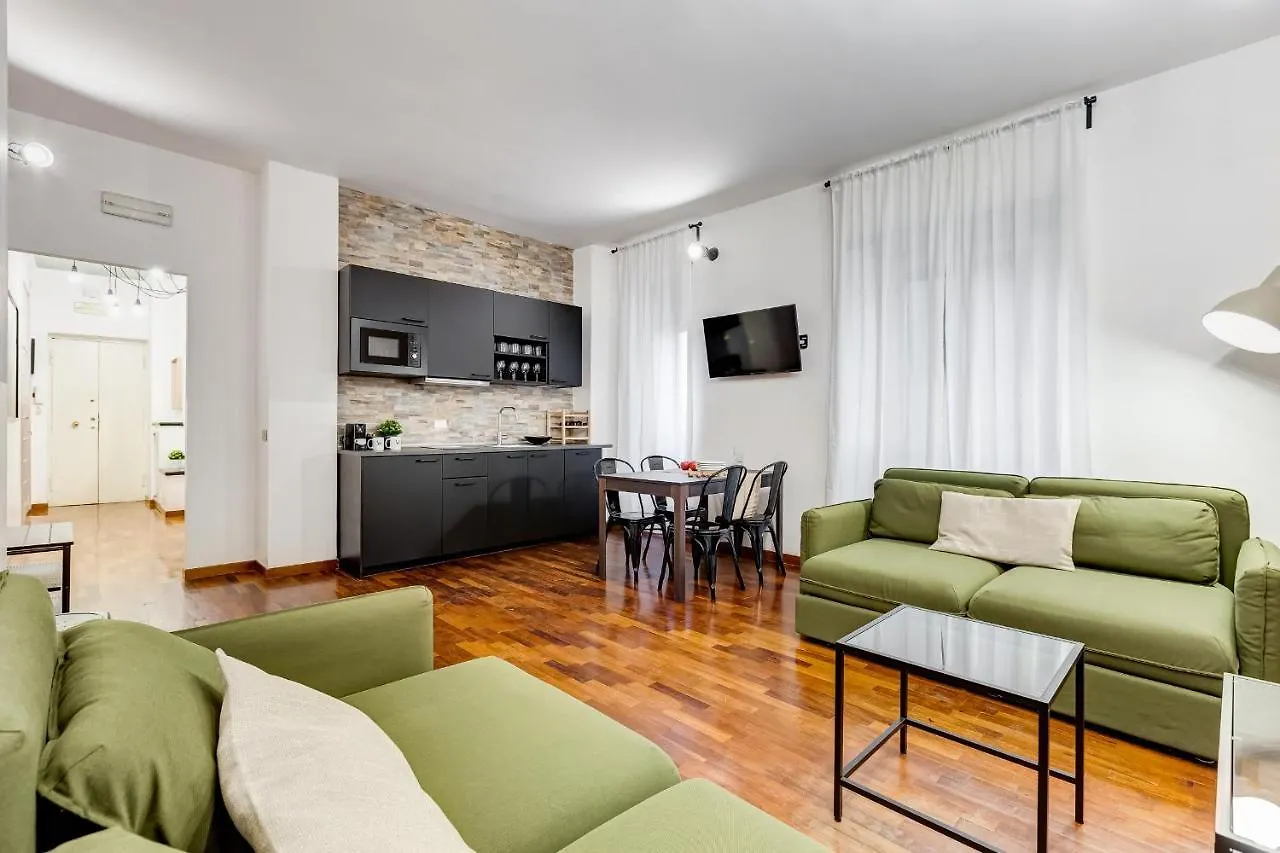 Bmga L Cozy Industrial Apartment In City Center Roma 0*,